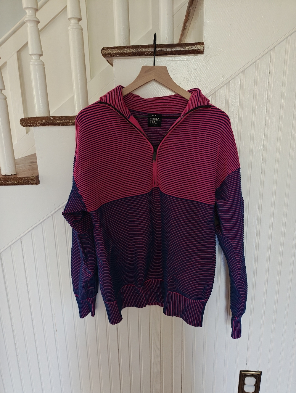 Nagnata Sweatshirt Quarter Zip
